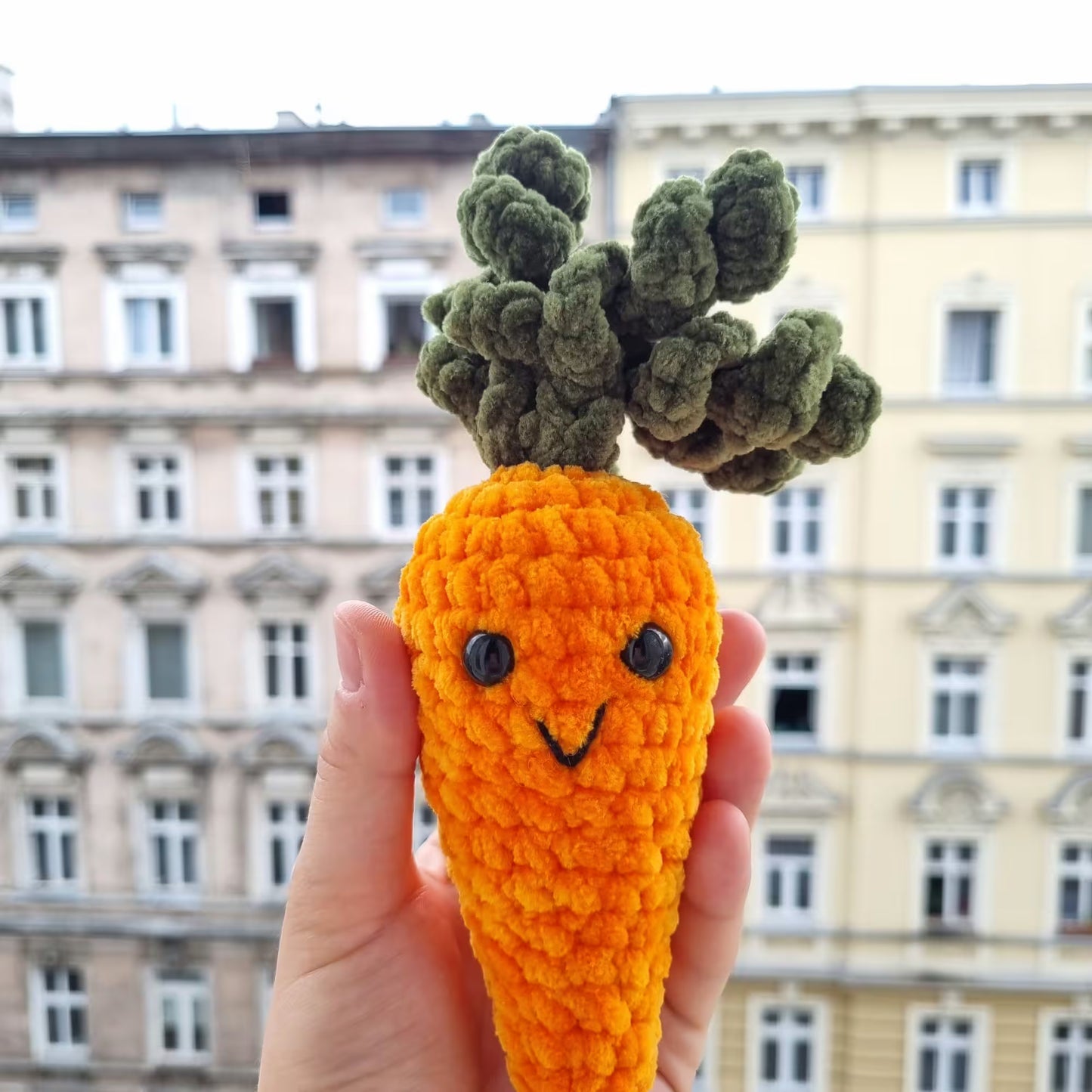 Marchewka na szydełku - pluszowa marchewka urocza maskotka